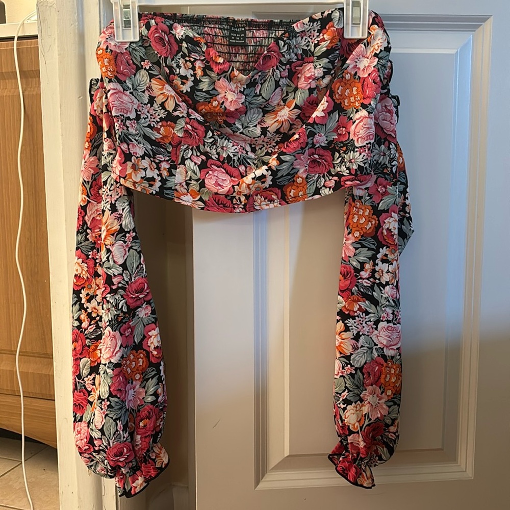 Medium floral crop top